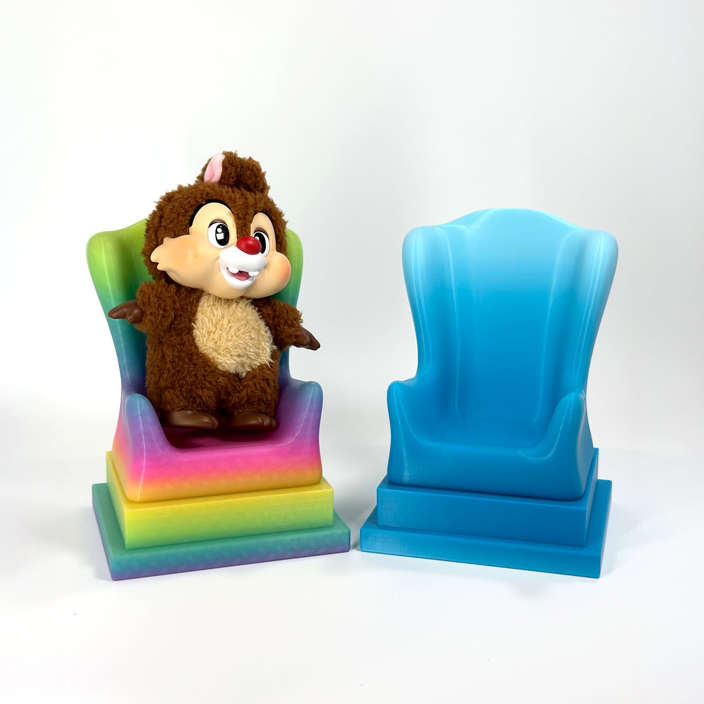 Plushy Chairz Wingback